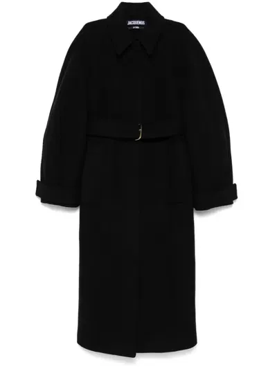 Jacquemus Le Manteau Bari Coat In Black