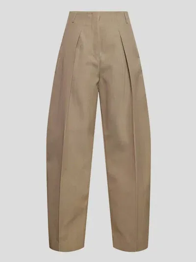 Jacquemus Le Pantalon Ovalo Curved Pants In Beige