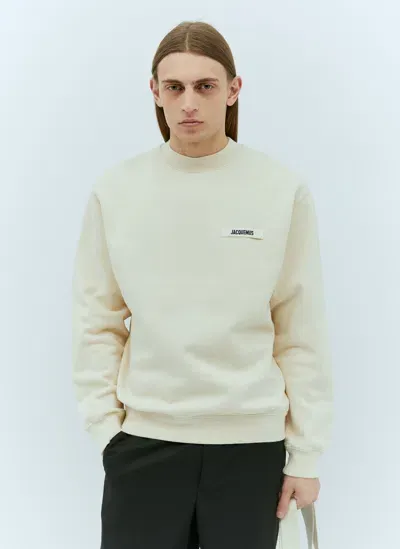 Jacquemus The Gros Grain Sweatshirt In Beige