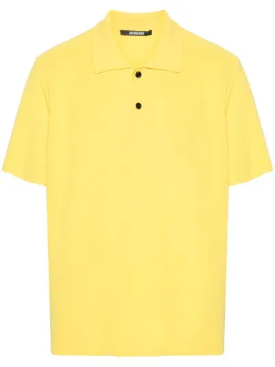 Jacquemus Le Polo Maille Logo-embossed Polo Shirt In Yellow