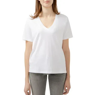 Jag Women's Drapey Luxe V-neck Tee In White