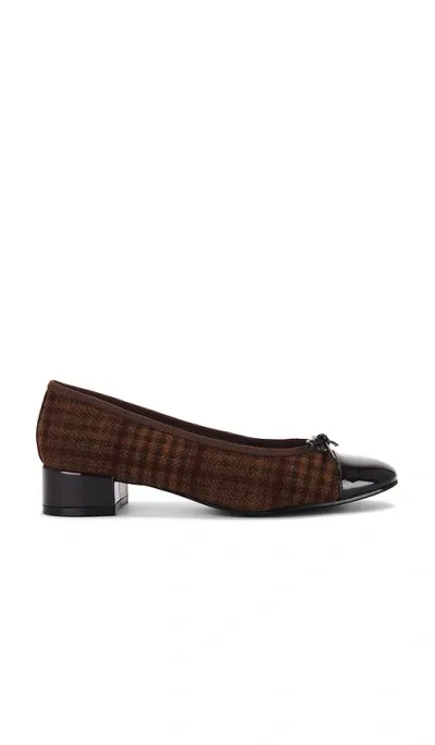 Jeffrey Campbell Dancerie Flats In Brown