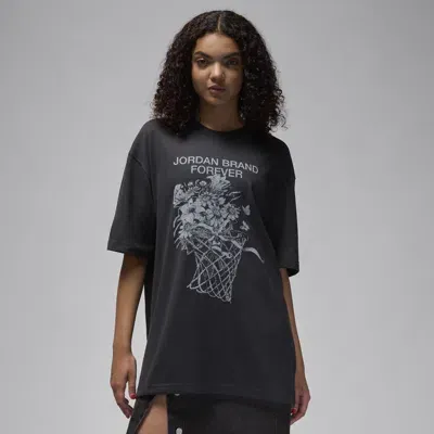 Jordan Women's  Oversized Graphic T-shirt In Black