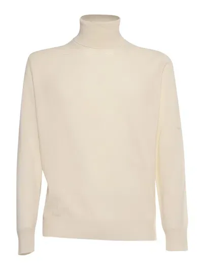 Kangra Plain Knitted Turtleneck Sweater In White