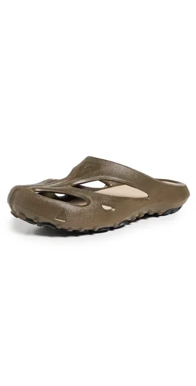 Keen Shanti Slides Canteen/plaza Taupe In Canteen / Plaza Taupe