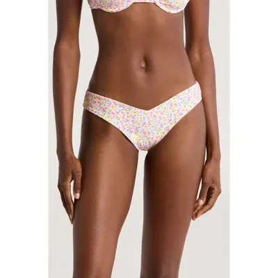 Kulani Kinis V-cut Bikini Bottoms In Dollhouse