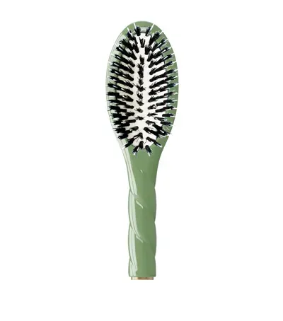 La Bonne Brosse N.02 The Essential Petite Brush In White