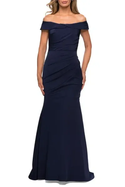 La Femme Off The Shoulder Satin Evening Gown With Ruching In Navy