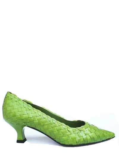 La Rose Carol Wooden Pumps In Green