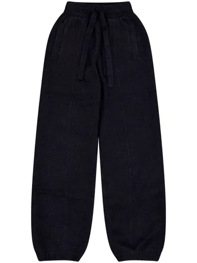 Laneus Cashmere Joggers In Black