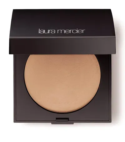 Laura Mercier Matte Radiance Baked Powder In White