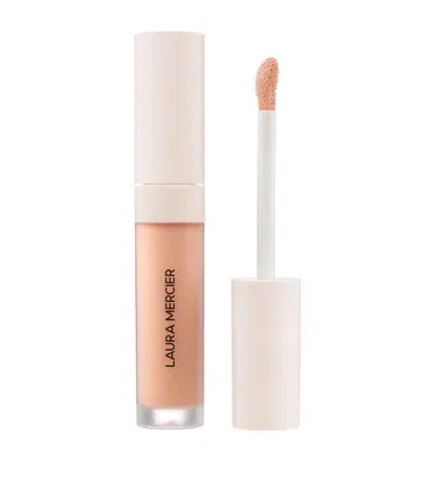 Laura Mercier Real Flawless Weightless Perfecting Concealer In White