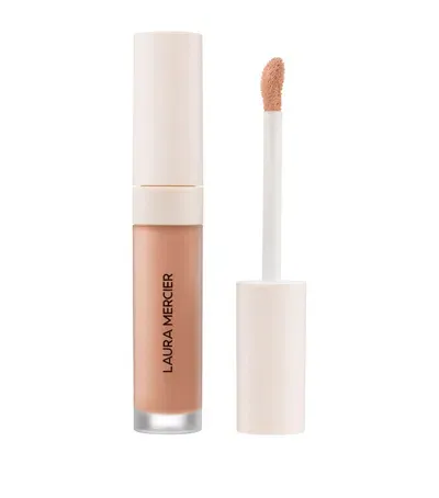 Laura Mercier Real Flawless Weightless Perfecting Concealer In White