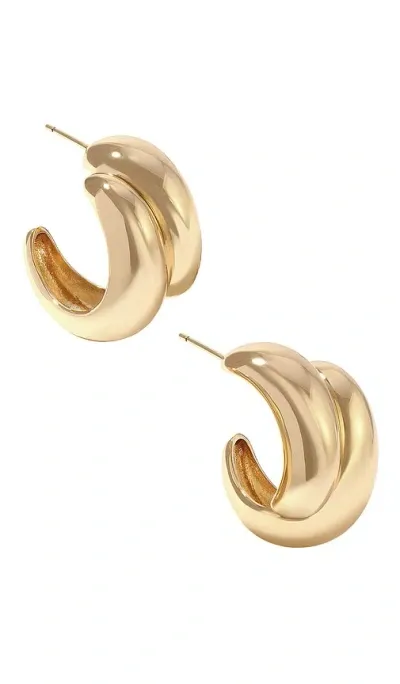 Lili Claspe Manon Earring In 金色