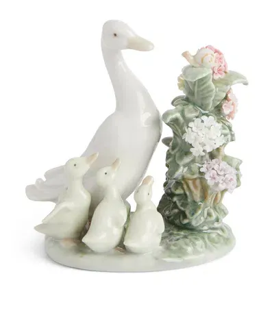 Lladrò How Do You Do Figurine In White