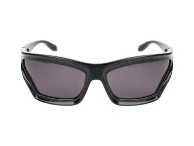 Loewe Irregular Frame Sunglasses In Black/smoke