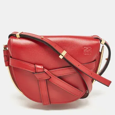 Pre-owned Loewe Red Leather Metal Gate Shoulder Bag