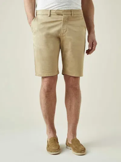 Luca Faloni Shorts In Camel Beige