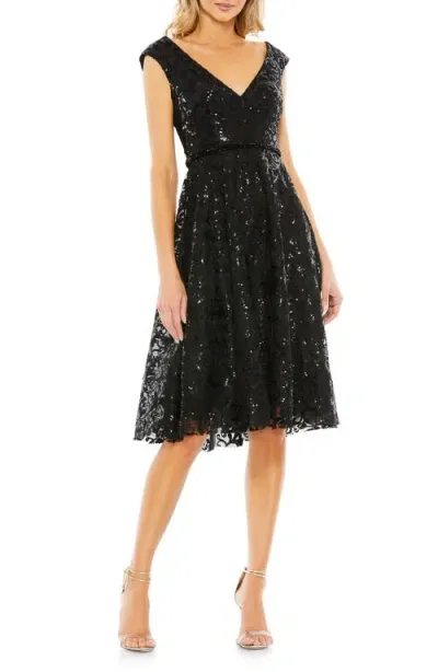 Mac Duggal Sequin Lace Cocktail Dress In Black