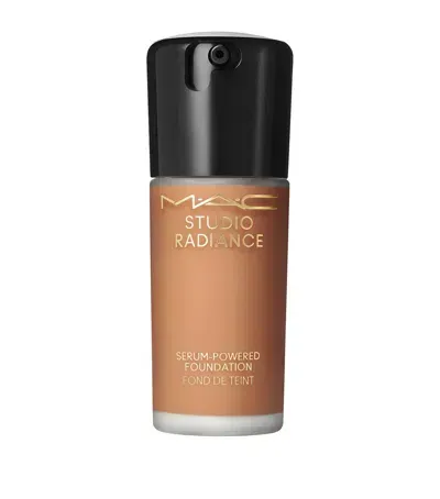 Mac Studio Radiance Serum-powered Foundation In White