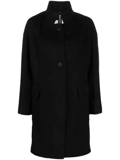 Mackintosh Single-breasted Button-fastening Coat In Black