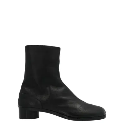 Maison Margiela Men's  Tabi Ankle Boots In Black