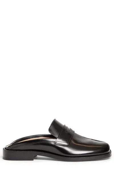 Maison Margiela Tabi City Loafer Mules In Black