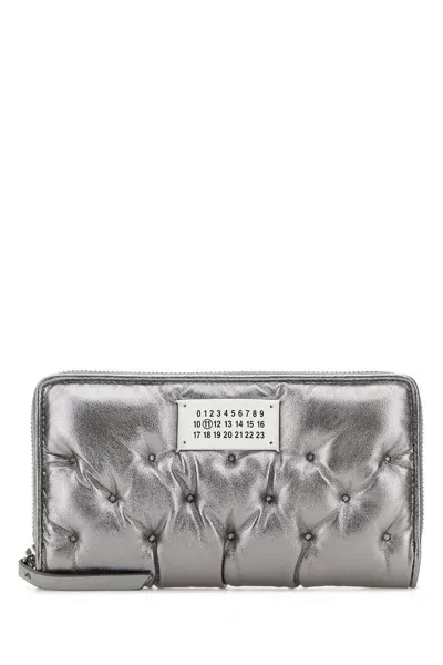 Maison Margiela Wallet Zip Around Continental-tu Nd  Female In Silver