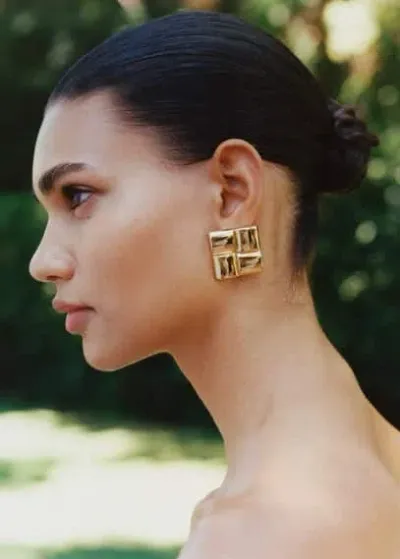 Mango Earrings With Geometric Relief Gold