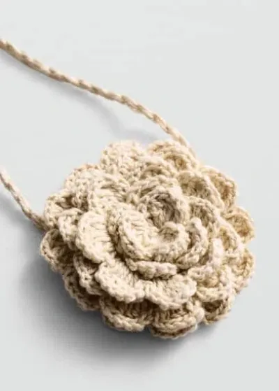 Mango Teen Double Twisted Flower Necklace Off White