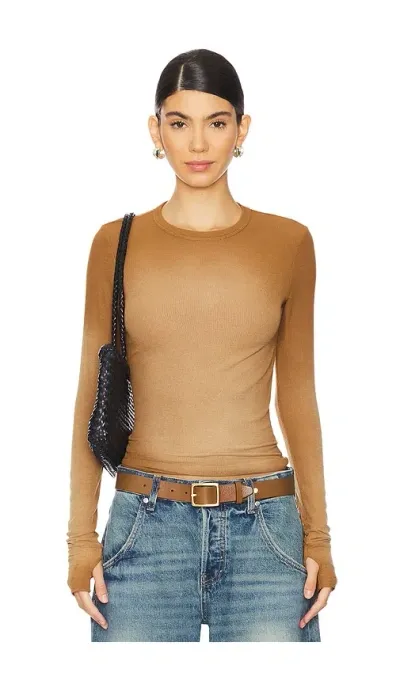 Michael Lauren Alick Long Sleeve Fitted Top W/ Thumbhole Top In Camel Haze