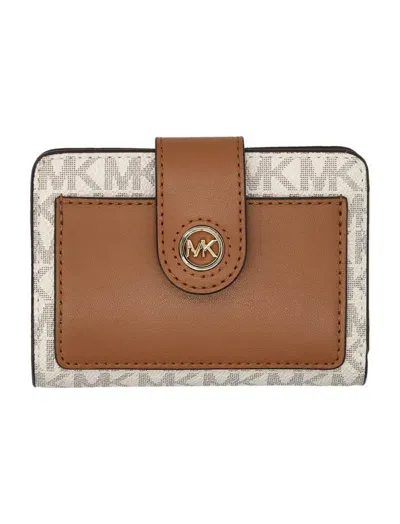 Michael Michael Kors Logo Plaque Bi In 奶油色