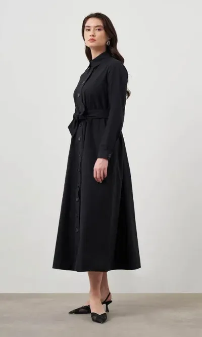 Mizalle Button Up Belted Dress In Black