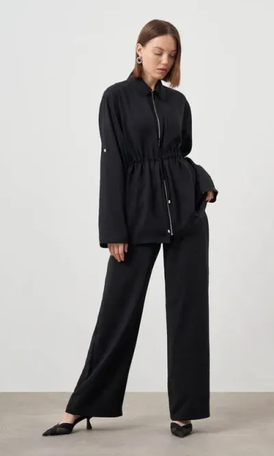 Mizalle Cinched Waist Shirt Jacket In Black