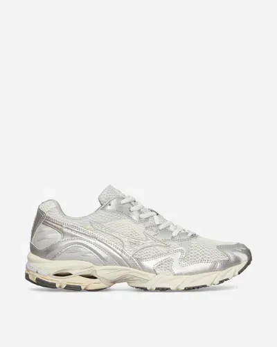 Mizuno Wave Rider 10 Sneakers Snow In White