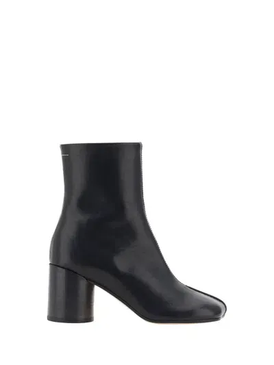 Mm6 Maison Margiela Ankle Boot In Black