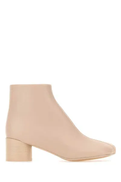 Mm6 Maison Margiela Boots In Pink