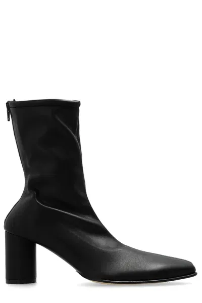 Mm6 Maison Margiela Trunk Square Toe Boots In Black