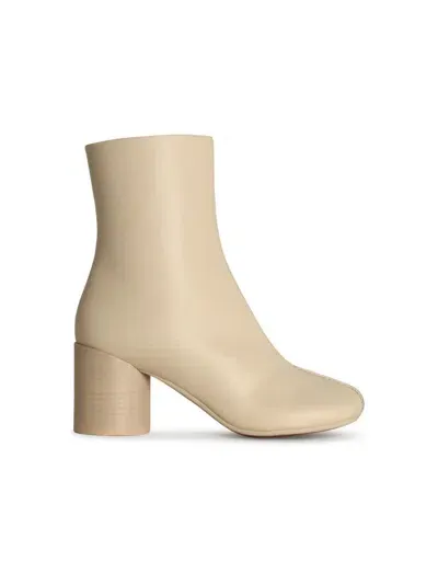 Mm6 Maison Margiela White Leather Ankle Boots