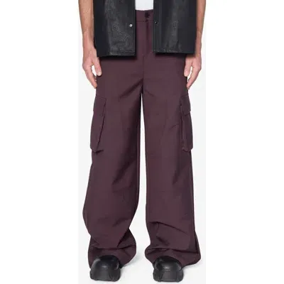 Mnml Baggy Cargo Pants In Burgundy