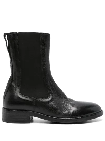 Moma Leather Boots In Black