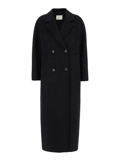 Momoní Sakura Coat In Black