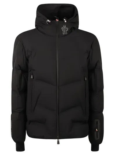 Moncler Arcesaz Pocket Zip Windbreaker In Black