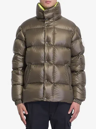 Moncler Dervox Short Down Jacket In Green