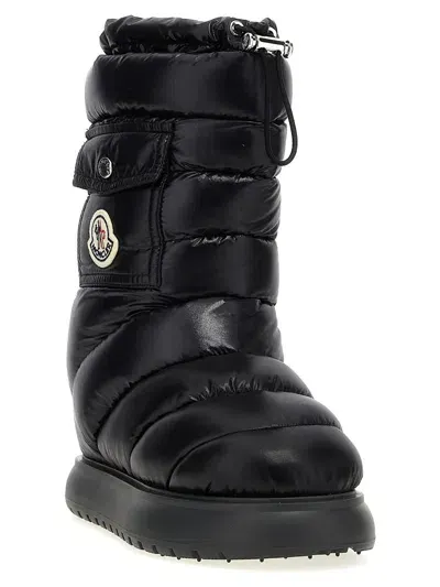 Moncler Boots In Black