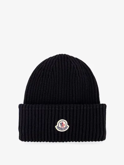 Moncler Logo Patch Beanie In Black