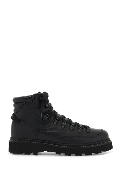 Moncler King Boots For Hiking In The Peka In Black