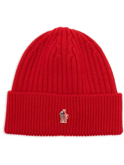 Moncler Logo-appliqué Beanie In Red