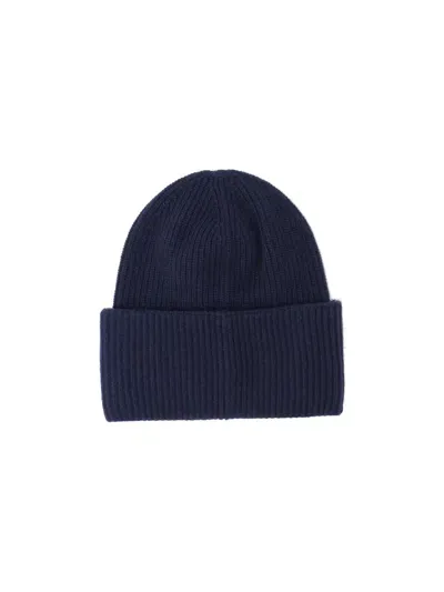 Moncler Logo Beanie In Blue