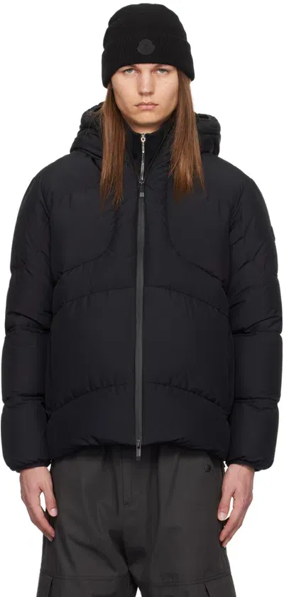 Moncler Navy Peller Down Jacket In 776 - Dark Blue